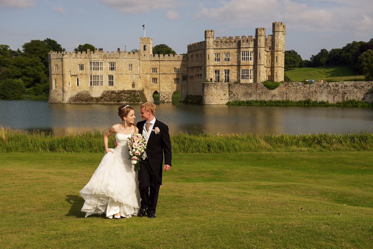 timea and edmund walk with leeds castle in the background
