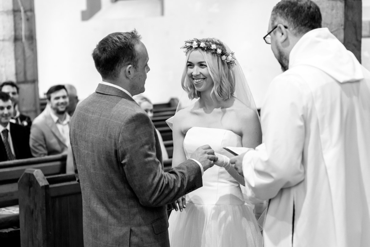 Kent church wedding in Chilham, Anne & Josh exchange vows