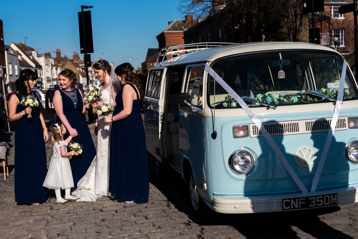 Photograph of Lindsey and bridesmaids arriving for wedding at The Old Brewery store