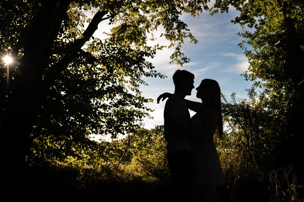 silhouette of sarah & james photographed during their pre wedding photoshoot